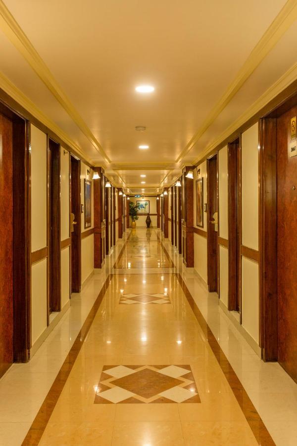 The Grand Regency Hotel Rajkot Exterior foto